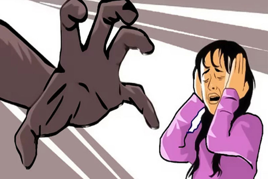 শিশু সন্তানের সামনেই ধর্ষণ চেষ্টার অভিযোগ