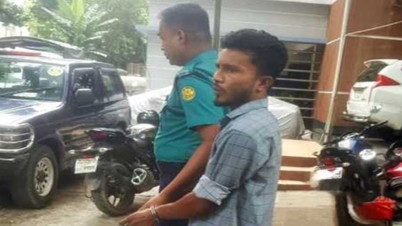 জামিন পেলেন সেই রিকশাচালক আজিজুর