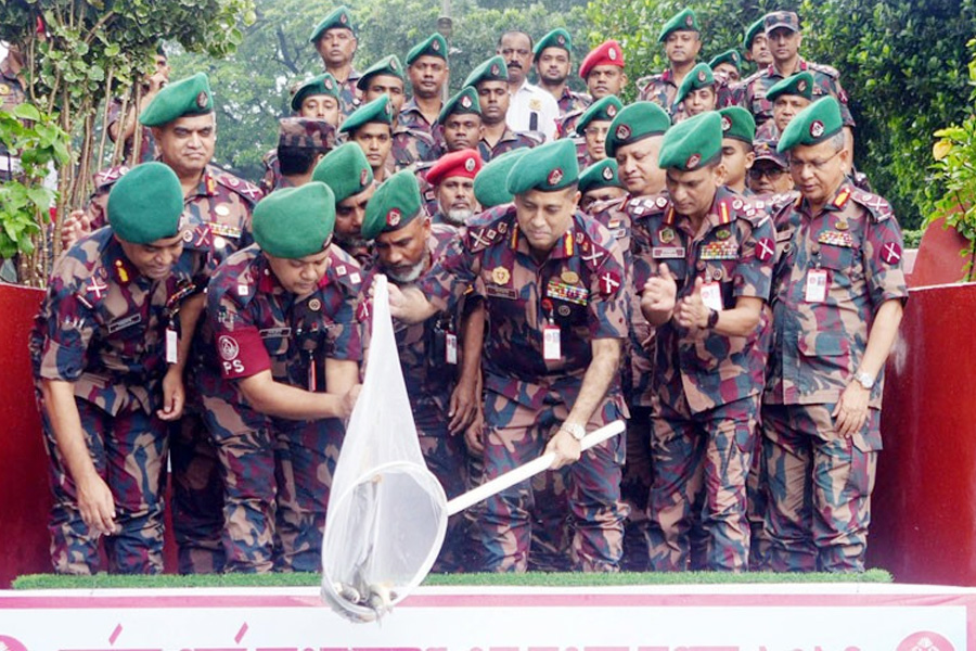 পিলখানায় বিজিবির মৎস্য সপ্তাহের উদ্বোধন