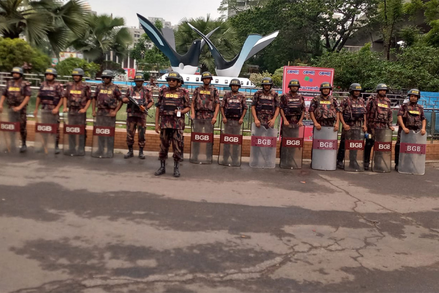 রাজধানীর নিরাপত্তা জোরদার, ২০ প্লাটুন বিজিবির টহল