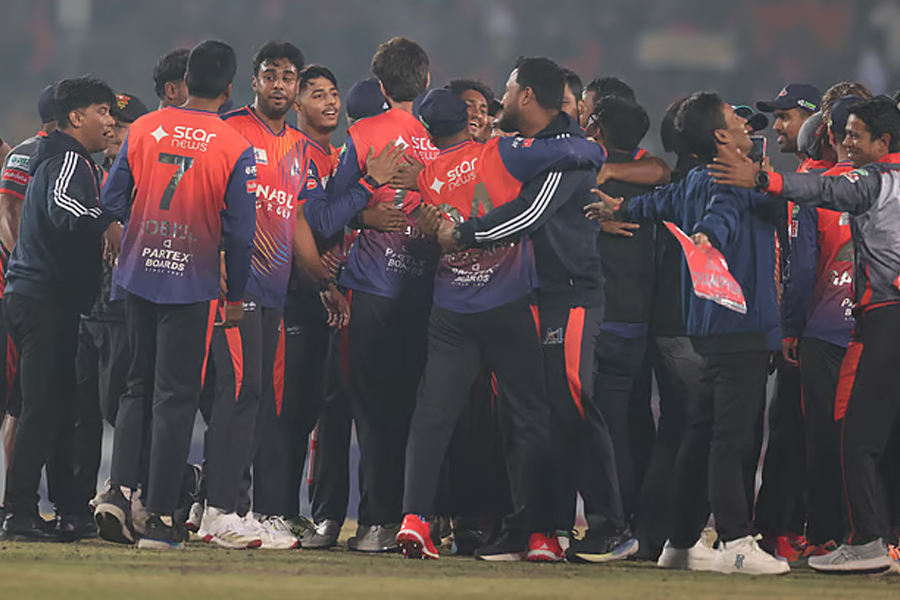 চট্টগ্রামকে উড়িয়ে বিপিএল চ্যাম্পিয়ন রাজশাহী