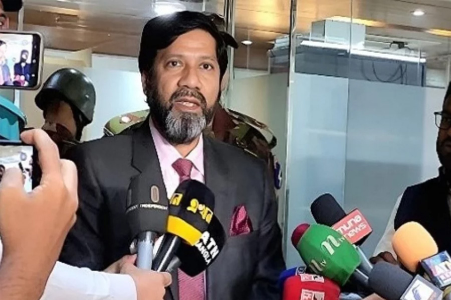 পদত্যাগের আগের রাতে অফিসে কি করলেন রাশেদ মাকসুদ?