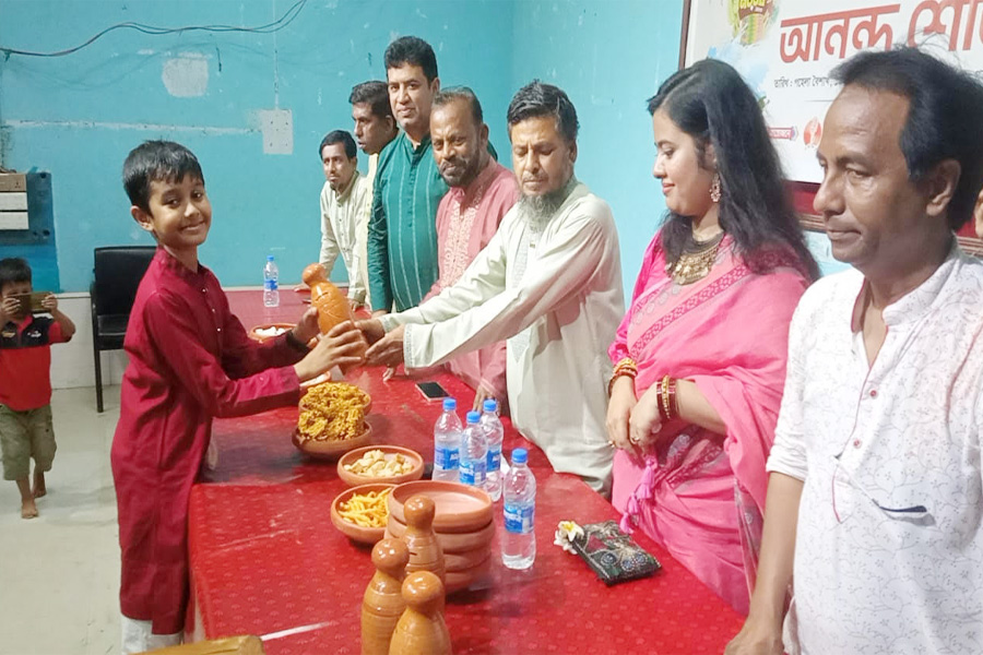 প্রবর্তক একাডেমি ও ঢেউ’র উদ্যোগে বৈশাখী আনন্দ শোভাযাত্রা অনুষ্ঠিত