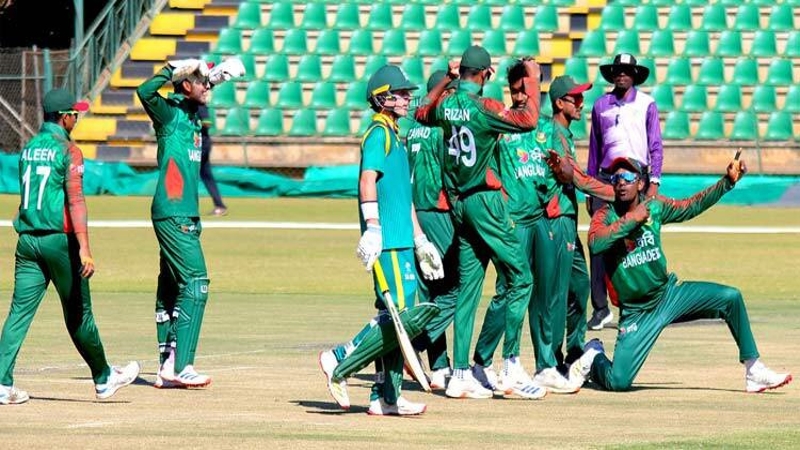 দক্ষিণ আফ্রিকাকে ১৪৭ রানে গুটালো বাংলাদেশ অনূর্ধ্ব-১৯