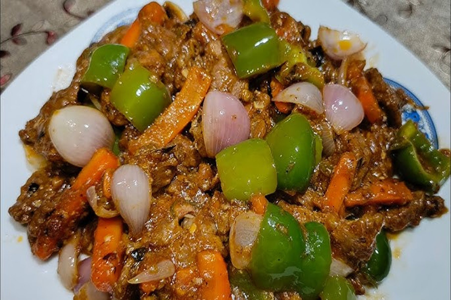 অনিয়ন তৈরির বিফ চিলি রেসিপি