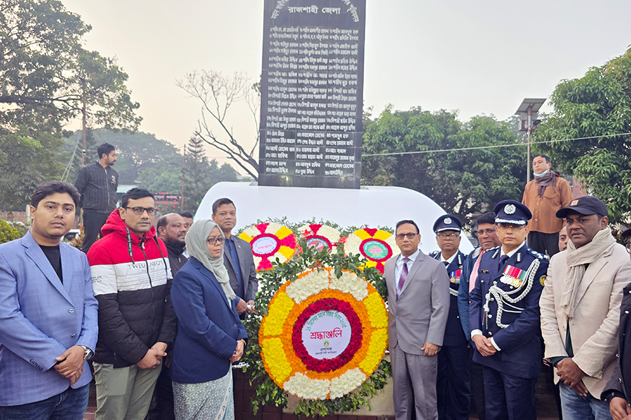 রাসিকের উদ্যোগে মহান বিজয় দিবস উদযাপন