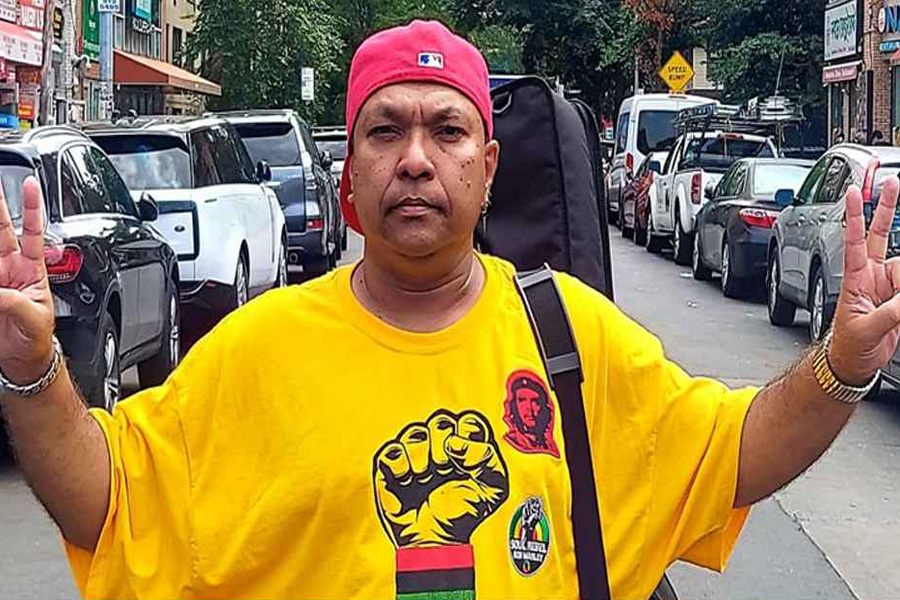 ‘এক ঐক্যের বাংলাদেশ’ নতুন গান নিয়ে আসছেন বিপ্লব