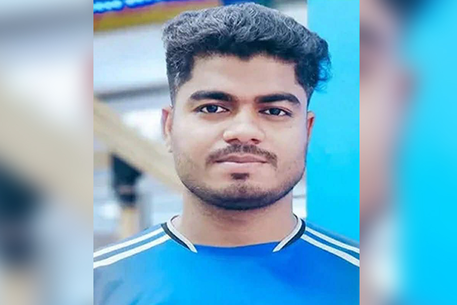 ফ্যামিলি কার্ডের নামে টাকা আত্মসাৎ,পদ হারালেন ছাত্রদল নেতা