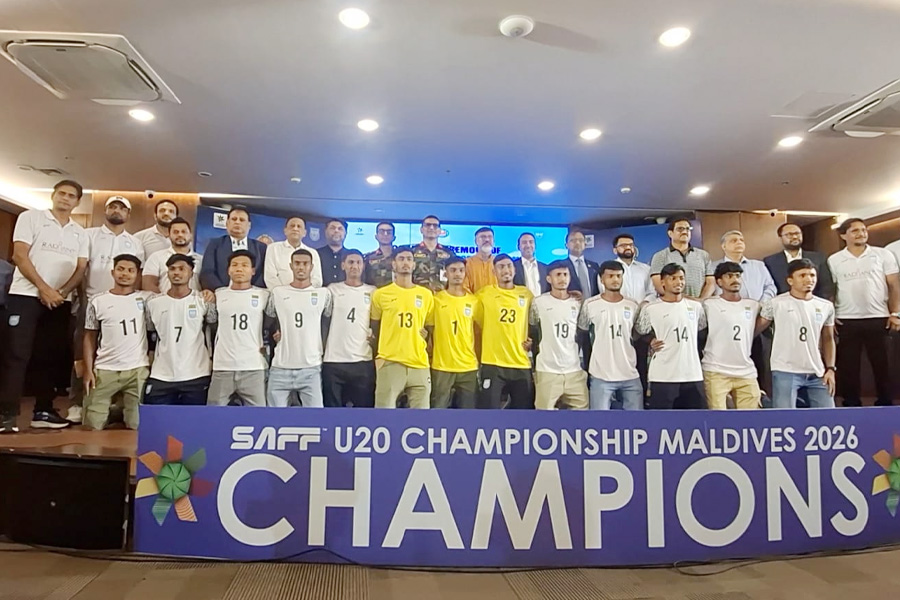 সাফজয়ী অনূর্ধ্ব-২০ দলকে ডিএনসিসির সংবর্ধনা