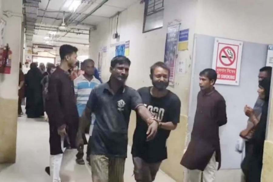 কক্সবাজারে কালভার্ট নির্মাণকাজে মাটিচাপা, নিহত ২