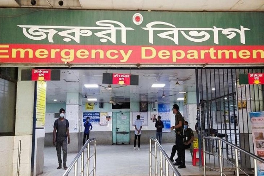 রাজধানীতে পৃথক সড়ক দুর্ঘটনায় দুইজন নিহত