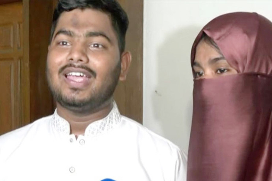 ডাকসু নির্বাচনে ইতিহাস গড়লেন স্বামী-স্ত্রী