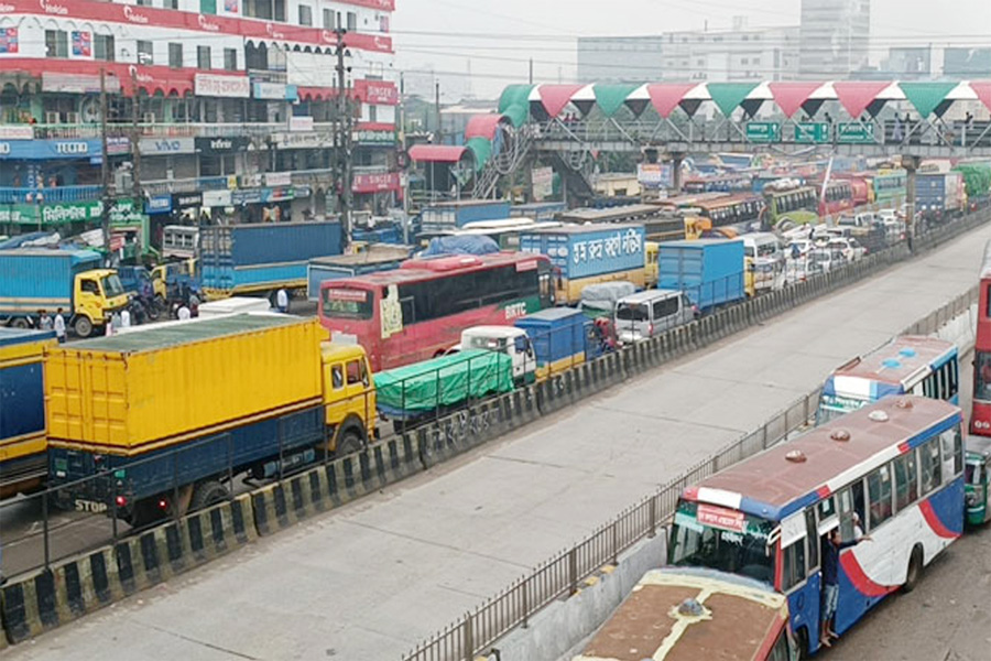 নারায়ণগঞ্জে ঢাকা-চট্টগ্রাম মহাসড়কে তীব্র যানজট