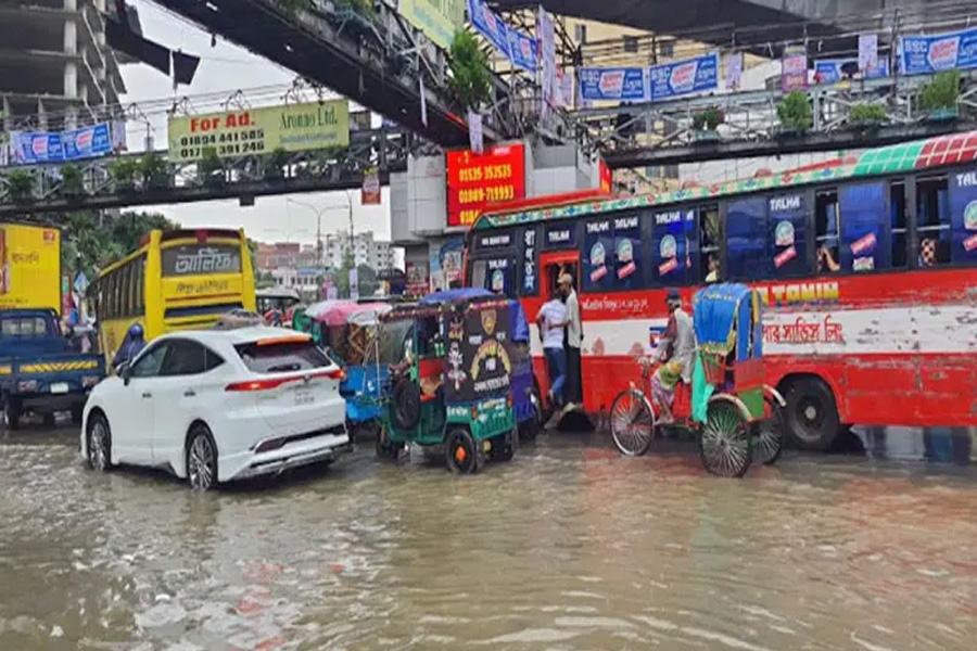 ঢাকায় ২০৬ মিলিমিটার বৃষ্টি, আজও বজ্রসহ বৃষ্টির পূর্বাভাস