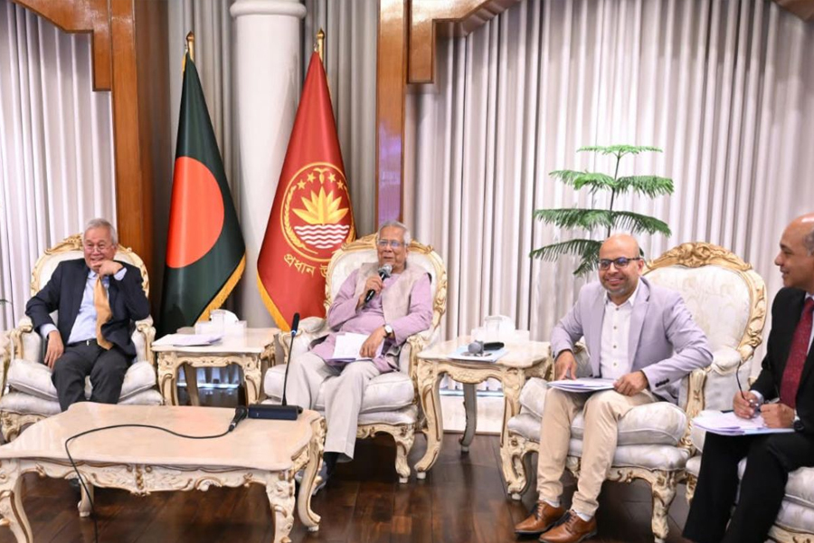 ইন্টারনেটের মাধ্যমে শিক্ষার মান বাড়বে: প্রধান উপদেষ্টা