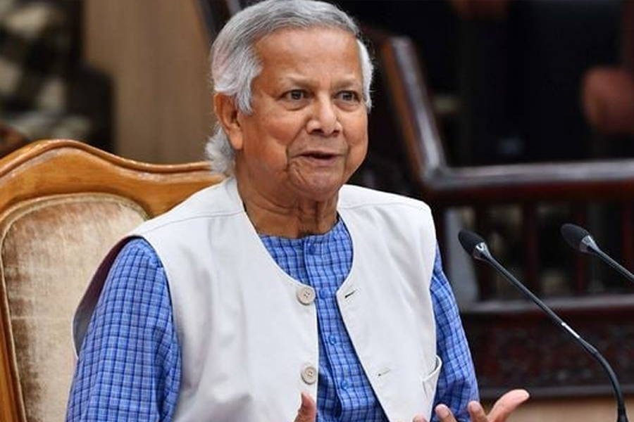 প্রথম আলো–ডেইলি স্টার সম্পাদকদের প্রধান উপদেষ্টার ফোন