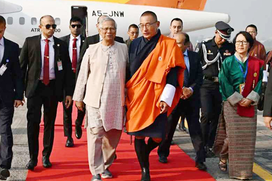 ৩ দিনের রাষ্ট্রীয় সফরে ঢাকায় ভুটানের প্রধানমন্ত্রী শেরিং তোবগে