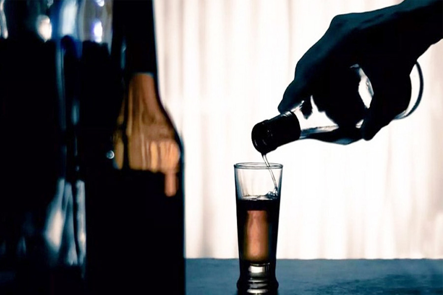 টঙ্গীবাড়িতে বিষাক্ত মদপানে মৃতের সংখ্যা বেড়ে ৫