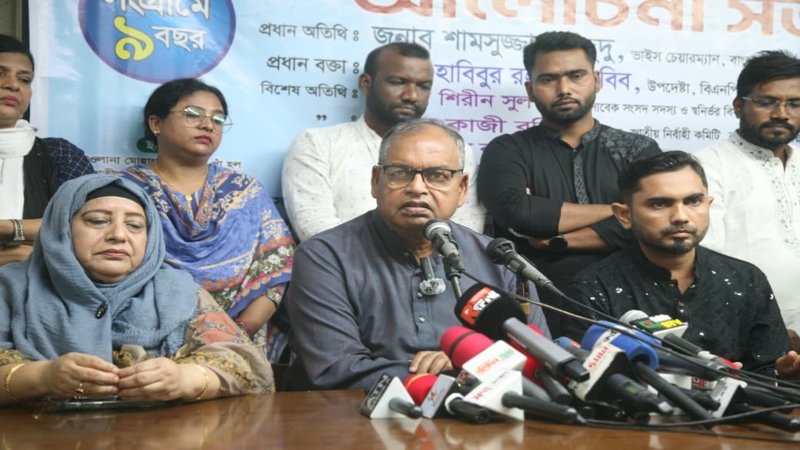স্বৈরাচারকে রক্ষা করতে নির্বাচনকে বাধাগ্রস্ত করা হচ্ছে: দুদু