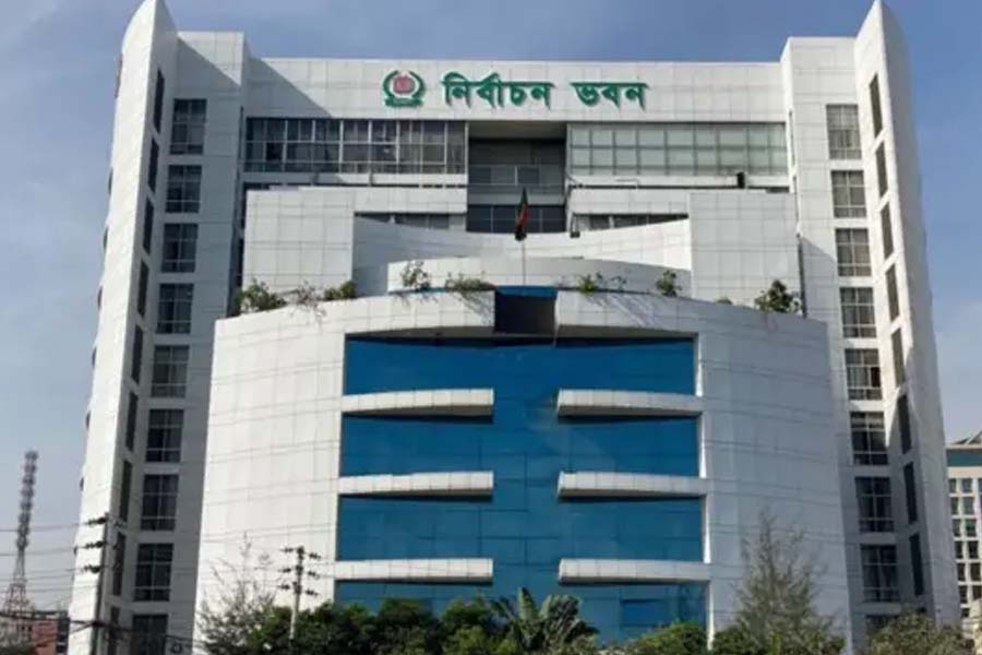 সংসদ নির্বাচনে কর্মকর্তার প্যানেল তৈরির নির্দেশ ইসির