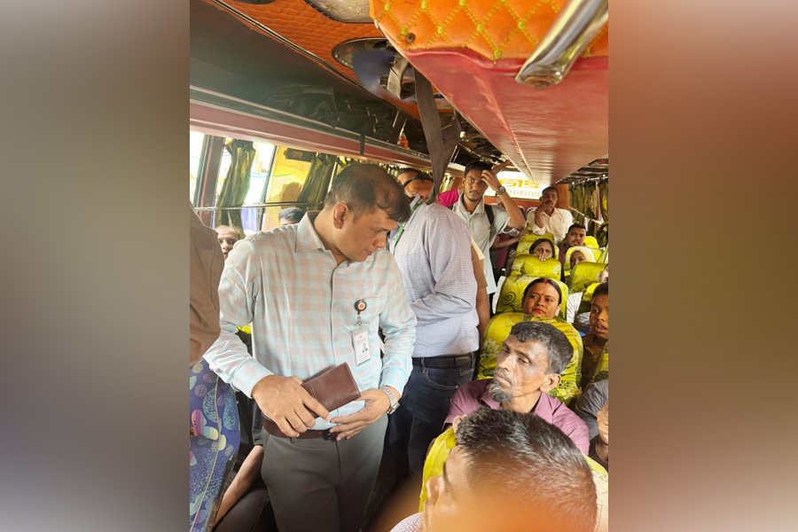 ঈদযাত্রায় সড়কে নিরাপদ ও স্বস্তিদায়ক উদ্যোগ