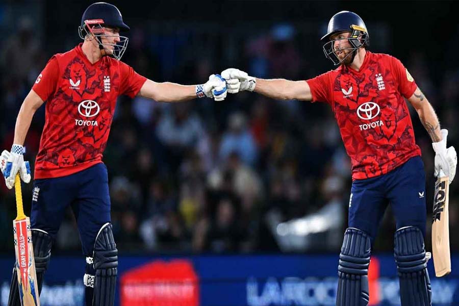 সল্ট-ব্রুকের ঝড়, নিউজিল্যান্ডকে উড়িয়ে দিল ইংল্যান্ড