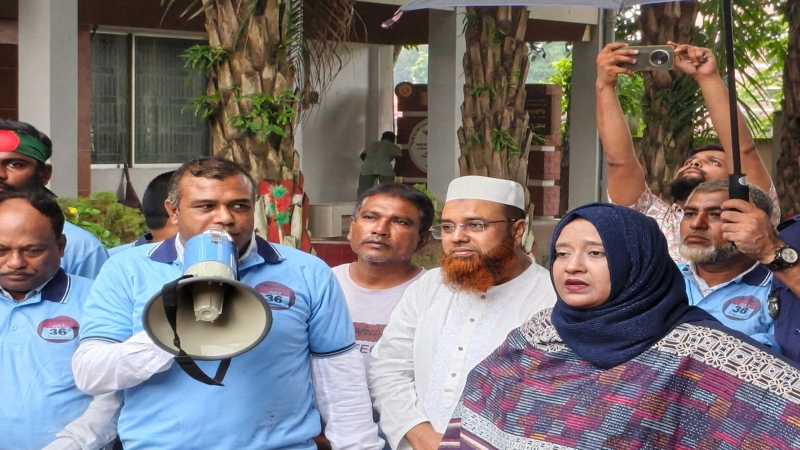 জুলাই শহীদদের স্মরণে পরিষ্কার-পরিচ্ছন্নতা কর্মসূচি