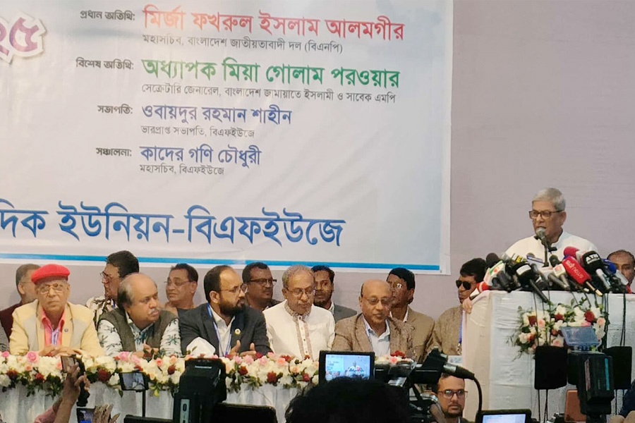 ভিন্নমত প্রকাশ করলে তাকে শত্রু হিসেবে দেখা হয়: ফখরুল