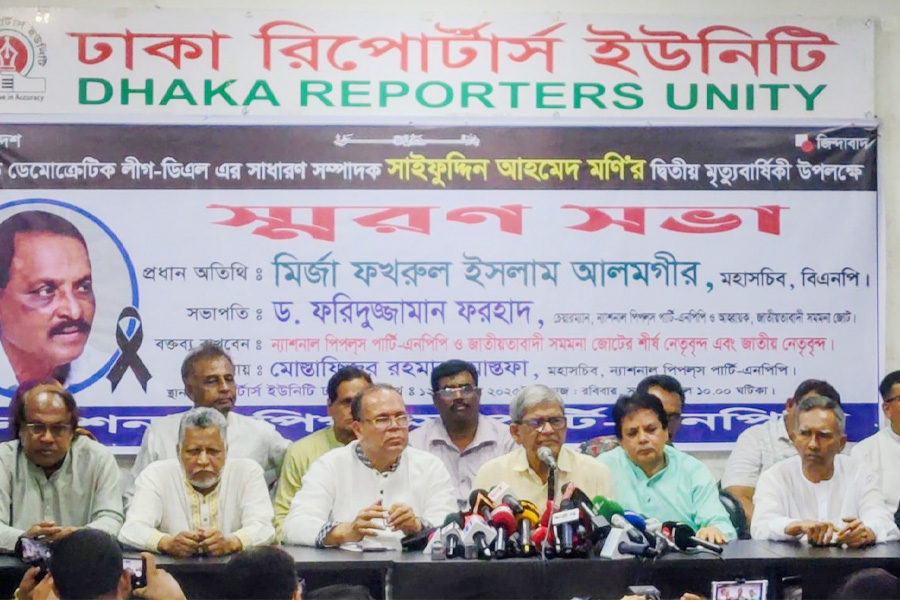 কিছু মানুষ একাত্তরের ইতিহাস ভুলিয়ে দেওয়ার চেষ্টা করছে: মির্জা ফখরুল