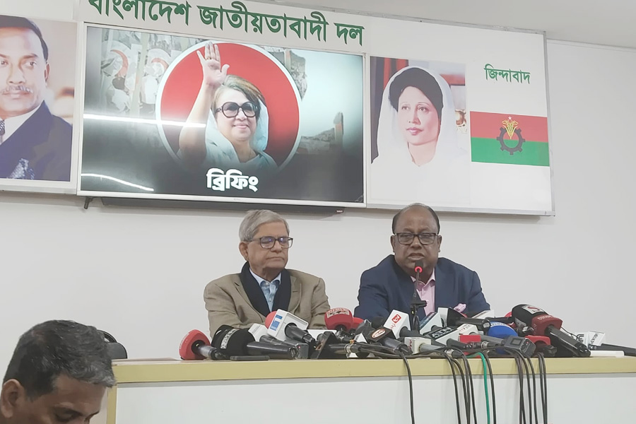 বিএনপিতে যোগ দিলেন ড. রেদোয়ান আহমেদ