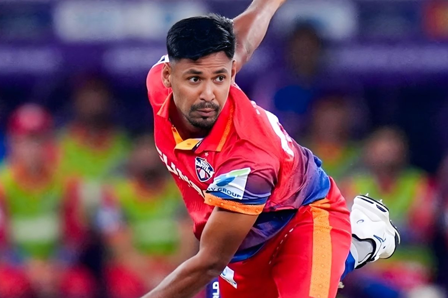 ৪২ বলের ২৪ ডট—দারুণ ছন্দে মুস্তাফিজ