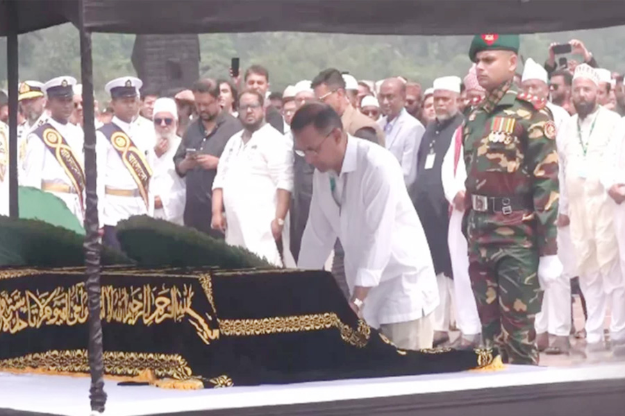 স্পিকারের সহধর্মিণী দিলারা হাফিজের জানাজা সম্পন্ন