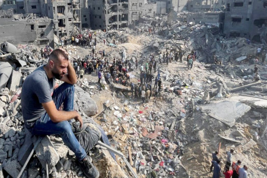 ইসরায়েলি হামলায় গাজায় আরও ৬৫ জন নিহত