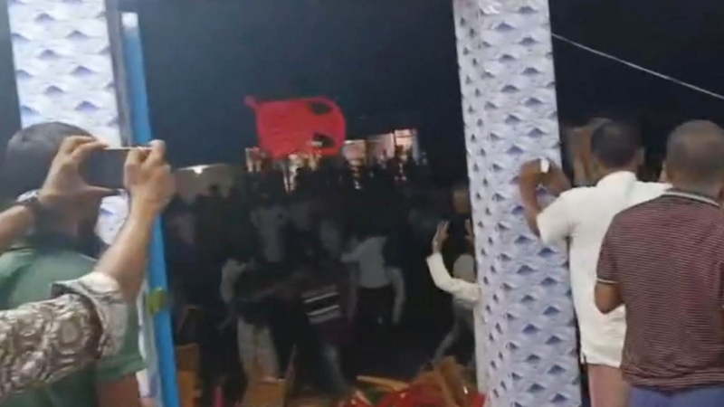 গলাচিপায় বিএনপি-গণঅধিকার পরিষদের মধ্যে উত্তেজনা