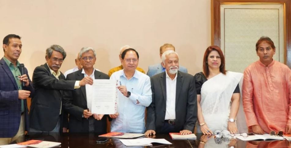 জুলাই জাতীয় সনদে স্বাক্ষর করলো গণফোরাম