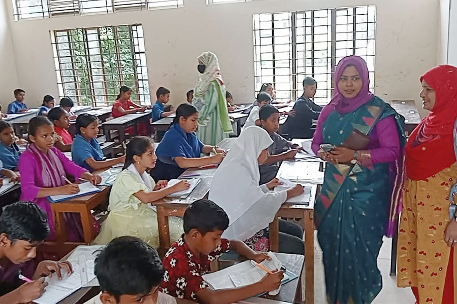 গৌরীপুরে সুষ্ঠু পরিবেশে বৃত্তি পরীক্ষা শুরু, অনুপস্থিত ৫৬৪