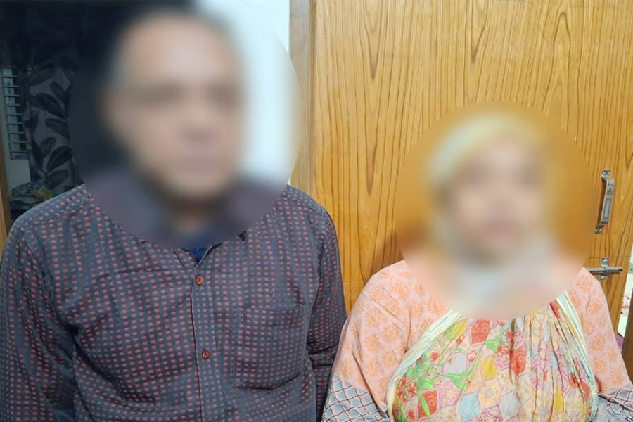 হাদিকে হত্যাচেষ্টা মামলায় শুটার ফয়সালের মা-বাবা গ্রেপ্তার