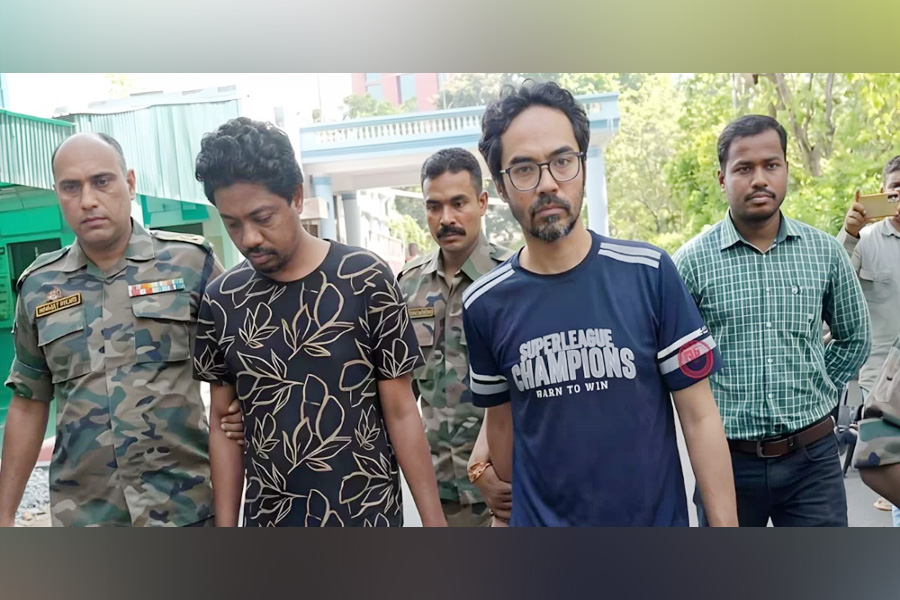 ফয়সাল ও আলমগীরকে দিল্লিতে নিয়ে গেছে এনআইএ