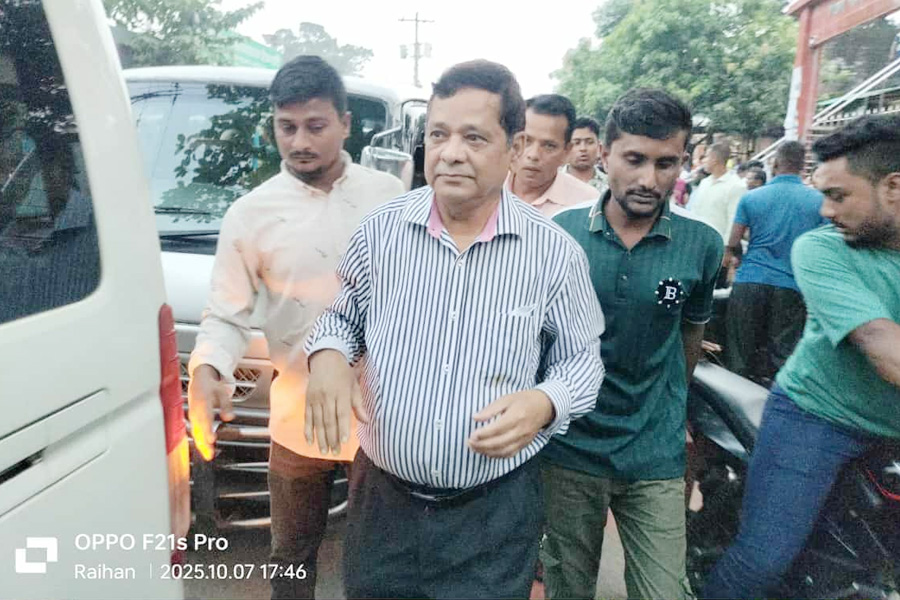 ঠাকুরগাঁও-২ আসনে আলোচনার কেন্দ্রবিন্দু ডা. আব্দুস সালাম