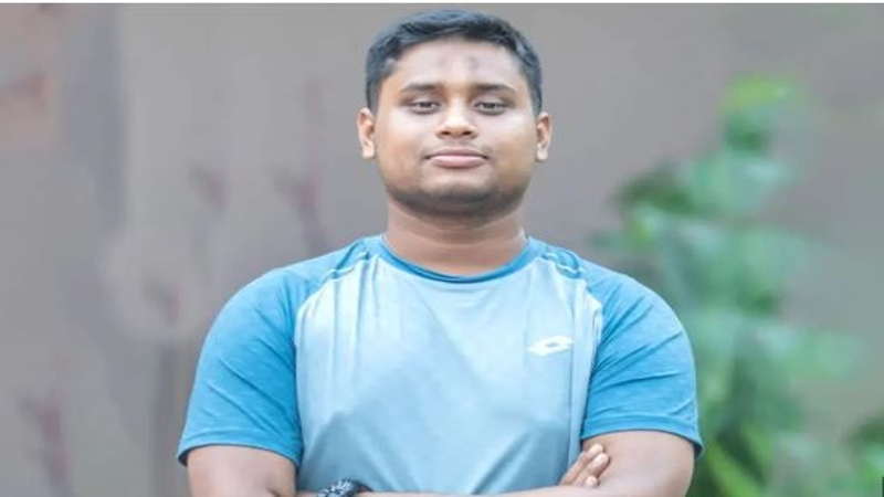 ড. ইউনূসের সঙ্গে তারেক রহমানের বৈঠক ইতিবাচকভাবে দেখি : হাসনাত