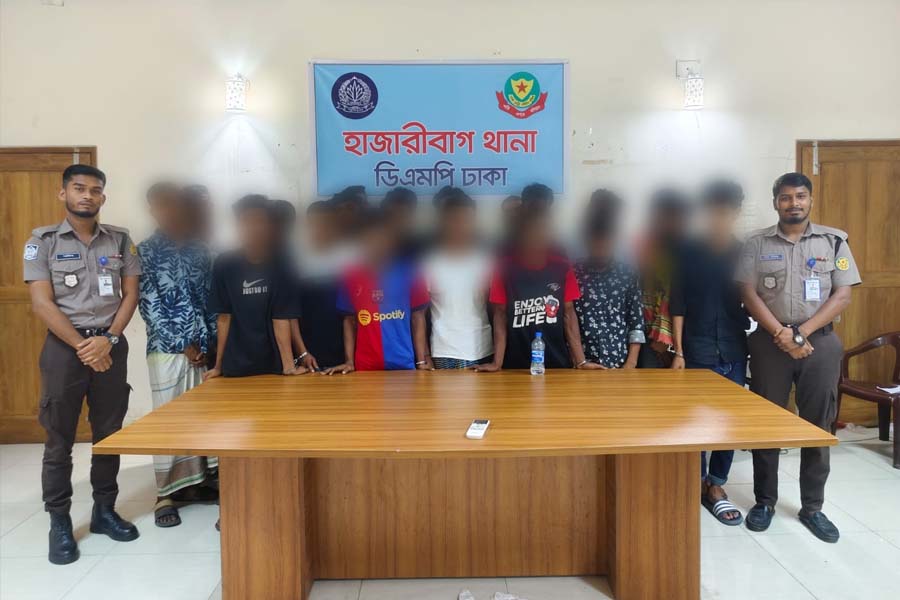 হাজারীবাগে পুলিশের বিশেষ অভিযান, গ্রেপ্তার ২৮