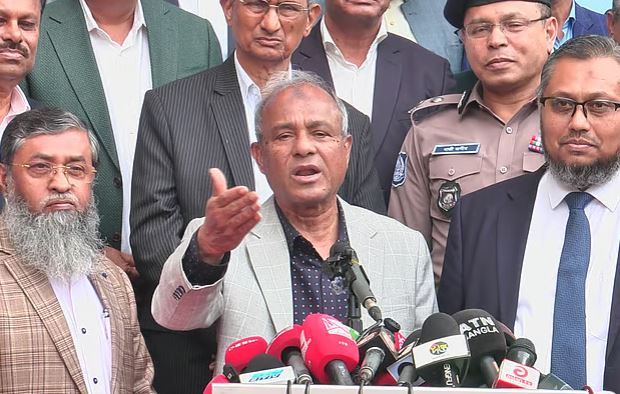 নিরাপত্তা পরিস্থিতিতে শঙ্কা নেই: স্বরাষ্ট্র উপদেষ্টা