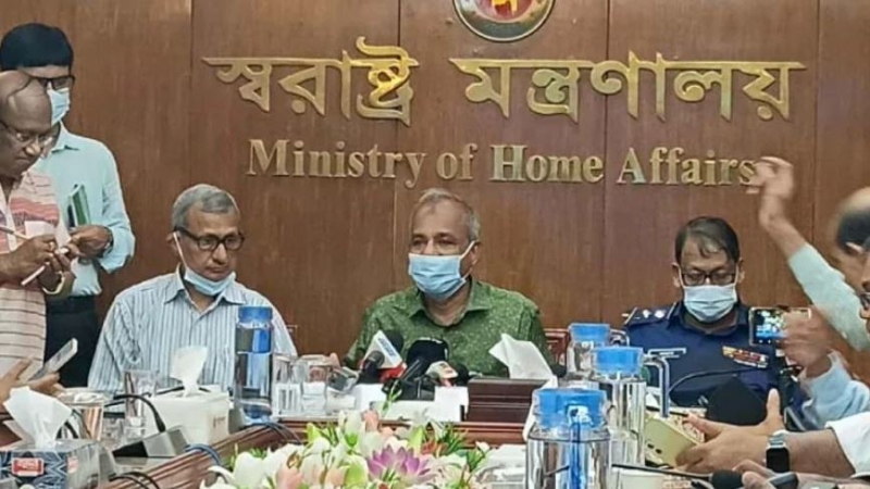নির্বাচন ইস্যুতে আইনশৃঙ্খলা বাহিনীর প্রস্তুতি রয়েছে- স্বরাষ্ট্র উপদেষ্টা