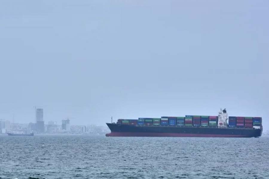 হরমুজ প্রণালি নিয়ন্ত্রণই ইরানের ‘চূড়ান্ত কৌশল’: আইআরজিসি