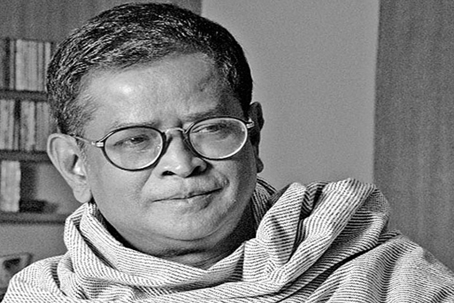 হুমায়ূন আহমেদের ৭৭তম জন্মদিন আজ