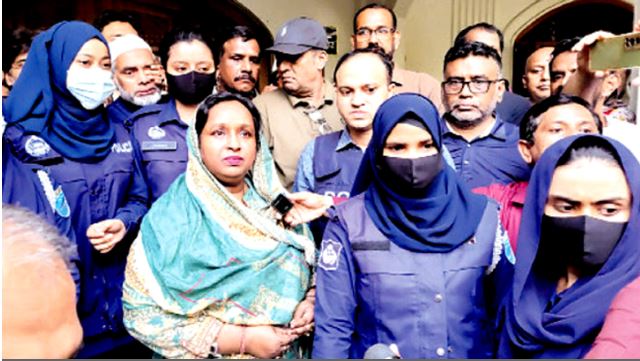 নতুন মামলায় শ্যোন অ্যারেস্ট আইভী