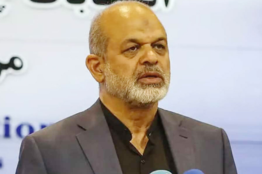 অবিলম্বে মার্কিন ঘাঁটি সংলগ্ন এলাকা ছাড়তে বলল আইআরজিসি