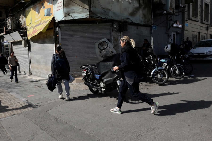 ইরানে সরাসরি হামলা চালিয়েছে যুক্তরাষ্ট্র