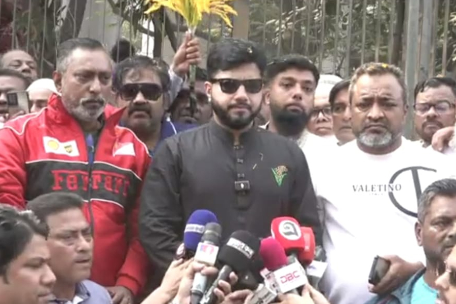 ঢাকায় নির্বাচনী প্রচারণা শান্তিপূর্ণ, তবে বেফাস মন্তব্যে বাড়ছে অস্বস্তি