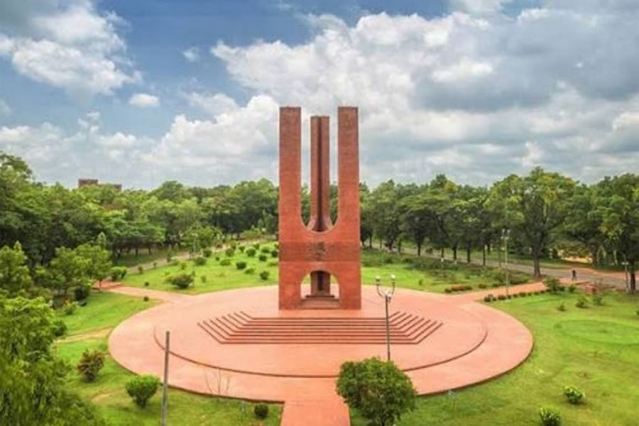 আর্জেন্টিনার খেলা দেখা নিয়ে জাবিতে সংঘর্ষ, বহিষ্কার ১